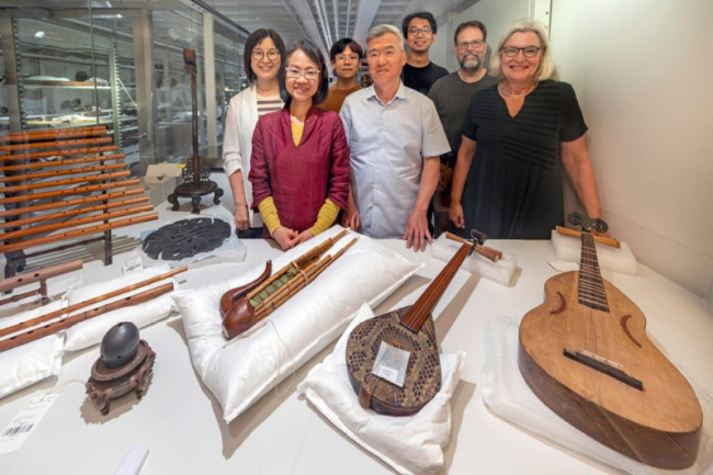 Instrumente der Detong Music Society